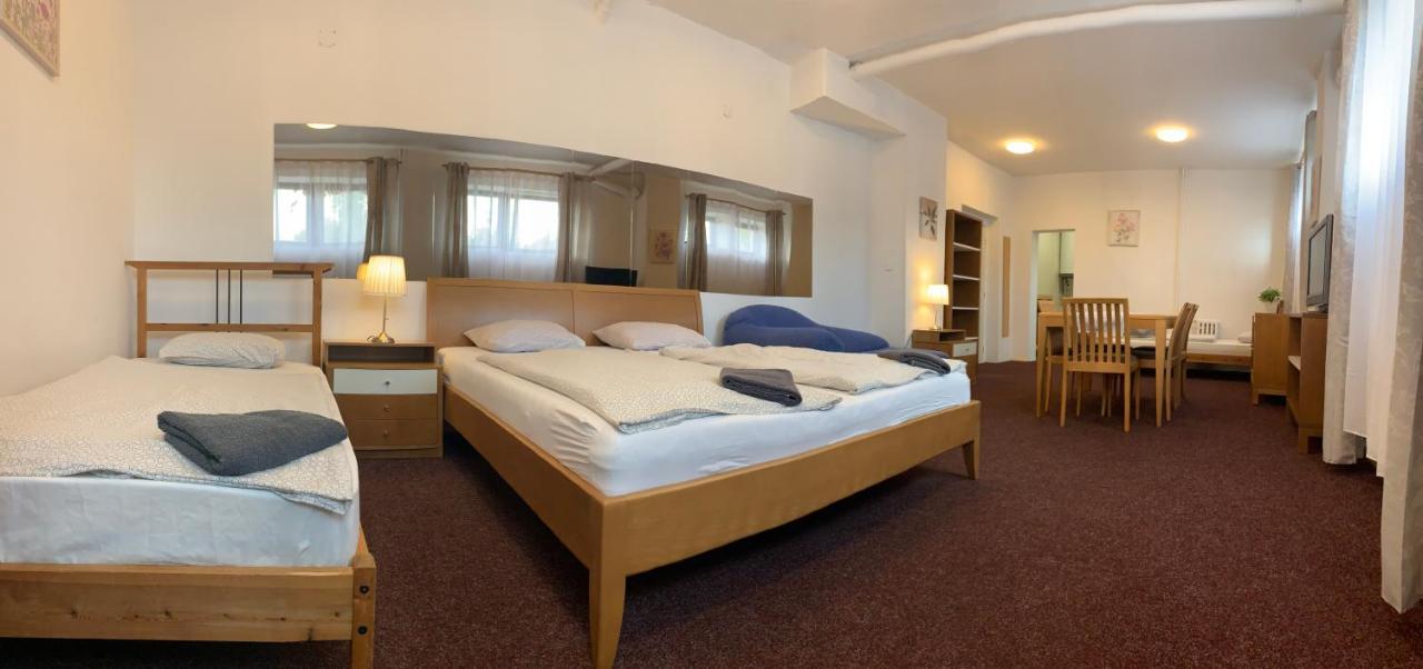 Holiday Park Vrchlabi - Lisci Farma Ngoại thất bức ảnh