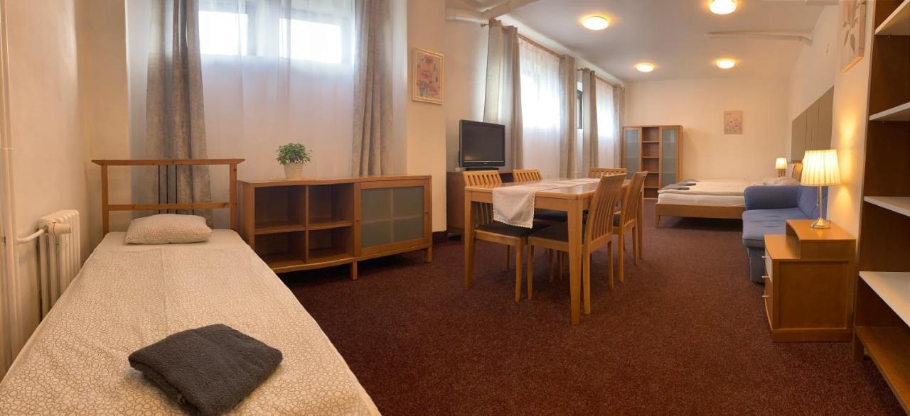 Holiday Park Vrchlabi - Lisci Farma Ngoại thất bức ảnh