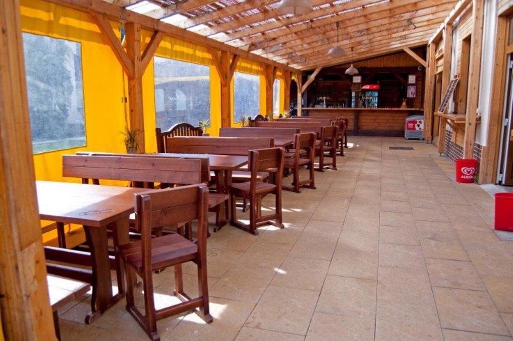 Holiday Park Vrchlabi - Lisci Farma Ngoại thất bức ảnh