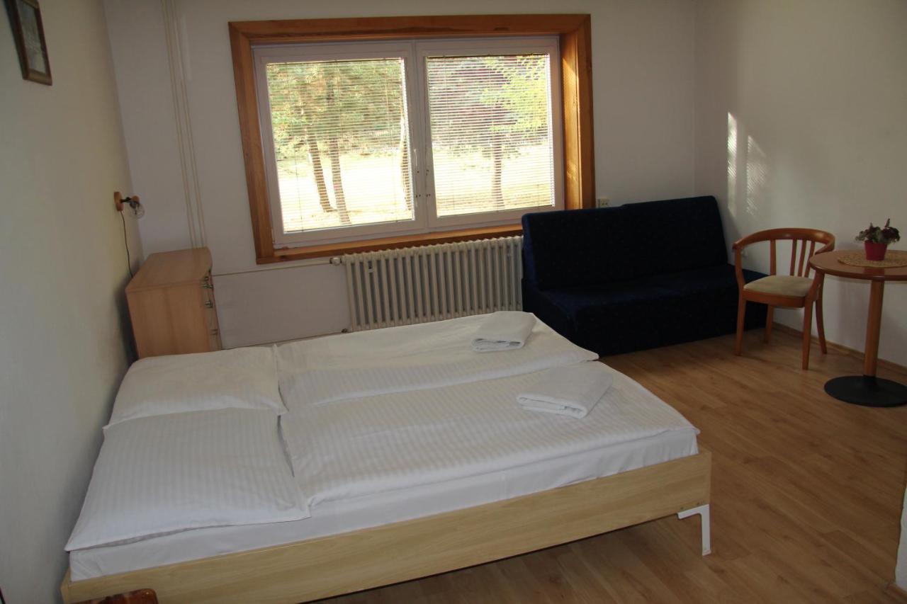 Holiday Park Vrchlabi - Lisci Farma Ngoại thất bức ảnh